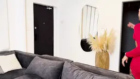 Super Sexy Photographer Seduces His Big Ass Model to Fuck Him