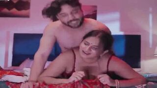 Indian Desi Girl's Hot Dance Off - Bollywood Style