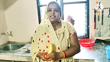 Desi Bhabhi Fuking Hard-core kichen with Banana