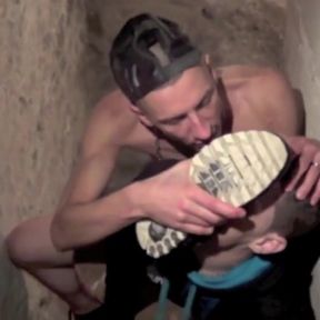 Fabien fucked by Arab XXL cock in sneakers
