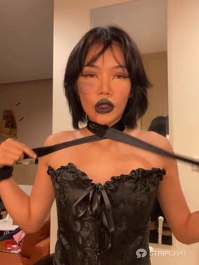Halloween 2023 Emma Thai Is a Witch Slut on Stripchat