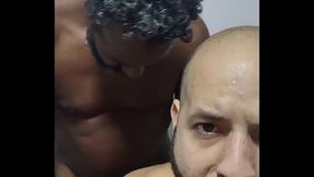 Visita do amigo que virou troca troca