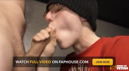 Guy with glasses and hat gets his hairy ass smashed by a dude in bareback style