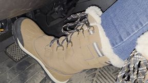 Driving in Bearpaw Desdemona