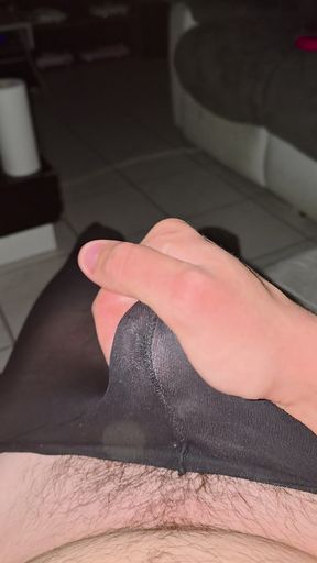 Small handjob in tights