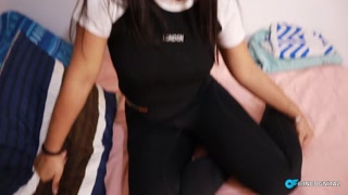 mi vecina recibe mi leche en su coño