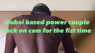 черный, без седла, члены – любители с огромными пенисами занимаются анальным сексом