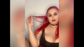 Harley Quinn In Horny British Student Needed To Fuck On Halloween
