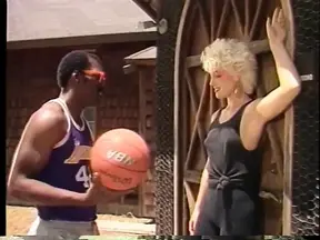 Black dude pounds blonde slut's tight twat