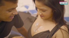 Hot Beautiful Lonely Girl Fucks Delivery Boy