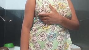 Anne Whitw Edge and Tease My Soft Pussy with a Big Dick Toys in Colombo Fun Love Lust