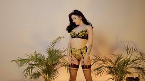Teasing you in lingerie (1080p)