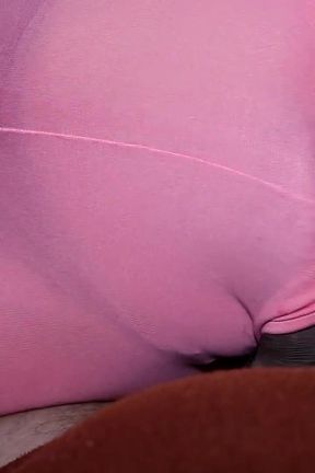 Taking a Huge Load Shot on Belly Button