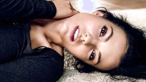 ”Beautiful teen Sapphira A masturbating”