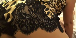 bouffe moi ma chatte de chienne