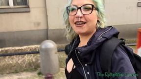 Ex-lover enjoys a creampie on her face then walks around Leidseplein, Amsterdam