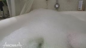 Cumming On Two New Vibrators (reupload)