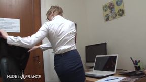 First day at work our new secretary gets analized by the boss