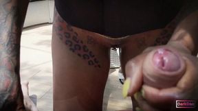 the kinky slut queen  dark dea  fucked in the garden !!!