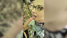 Big booty girl gives messy outdoor strangers head
