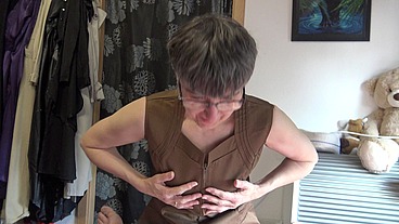 Blowjob in Apron