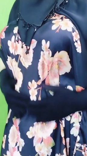 Memorable moment from &quot;Indian beautiful village housewife having sex in the room - clear Hindi audio&quot;