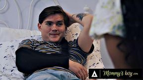 MOMMY'S BOY - Milf August Skye Feels Bad For Her Stepson's Weak Handjob And Gives Him Relief Fuck