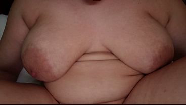 Curvy Redhead Latina Stepsis Scarlett Venom Seduces You in Her Sexy Pajamas