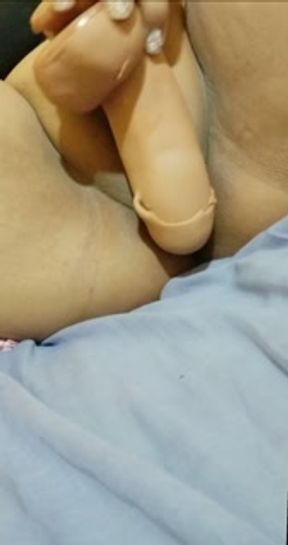 Mi stepbrother has it thick and I put it thinking it's the