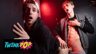 Twink Benjamin Blue sucks Leo Louis huge cock before taking bareback ass pounding