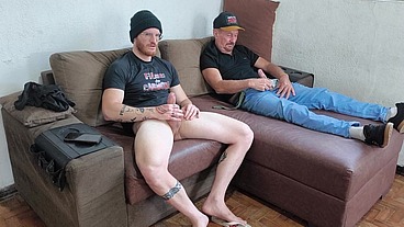 eu e meu enteado batendo uma juntos