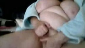 Chubby brunette whore likes to satisfy her poontang