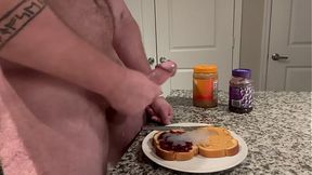 Hung White Bodybuilder Makes a Cum Sandwich with Multiple Loads