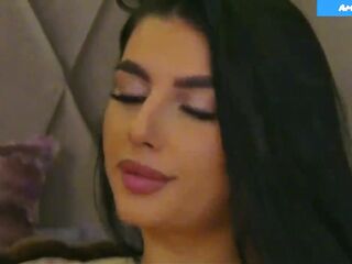 Brunette hair Large Tit Amy Blair 17