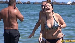 Big Boobs Amateur Hot Teens Voyeur Beach Topless