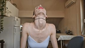 Eves apple strength demonstration