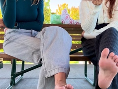 Amateur Foot Fetish Girlfriend Sucks and gives a Footjob