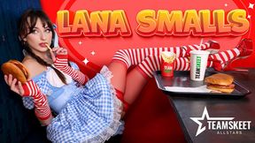 Fast food server gets fucked in cowgirl and doggystyle