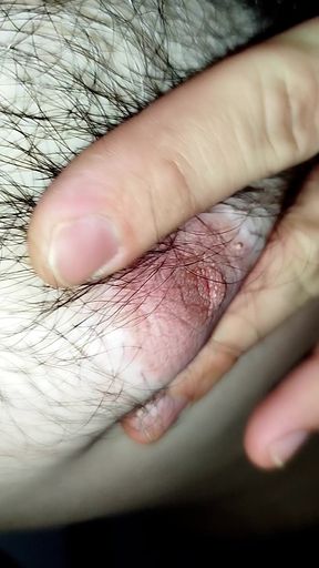 Young Gay needs someone to shower with