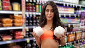 Angelic busty angel Sophia Leone opened her crack in the missionary pose