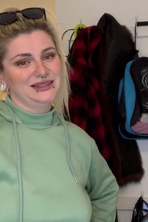 Hockey Step-mom Gets Bloated and Fucks Her Step-sons Best Friend