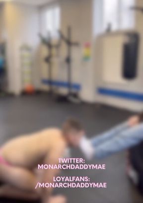 Face full of gym socks 🧦