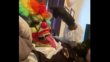 Instagram Model Sucking up Clown In Atlanta Before Heading To A Gucci Mane Show