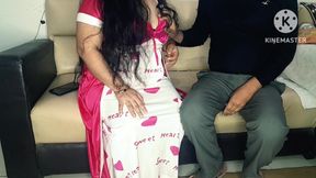 PIZZA MAN FUCK HOT BHABHI IN HINDI AUDIO.