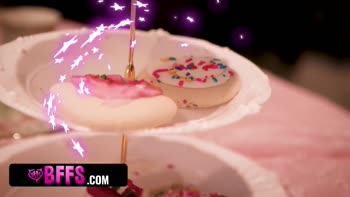 Alice's Wonderland Orgy: Holly Day & Friends Get Wild