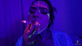 ** PROMOTION** HOT NEON SPIT AND SMOKE IN THE DARK - BY VICTORIA DIAS - CLIP 2 IN FULL HD - JUNE 2026