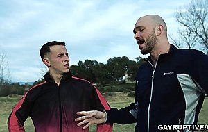 Anal virginity for college guy Des Irez fucked by Cliff Jensen
