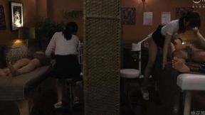 Blonde wife-sharing sex session: cheating husband gets serviced by sista while hubby watches