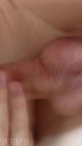 A college virgin jumped on a dick as soon as he came in and got cum !