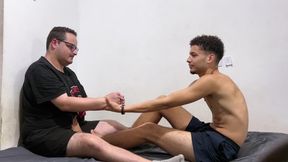 MASTER GABE FOOT TO CROTCH AND WORSHIP DOM